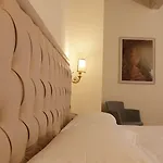 Relais Paradiso & فندق Marcellano