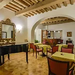 Relais Paradiso & 4*