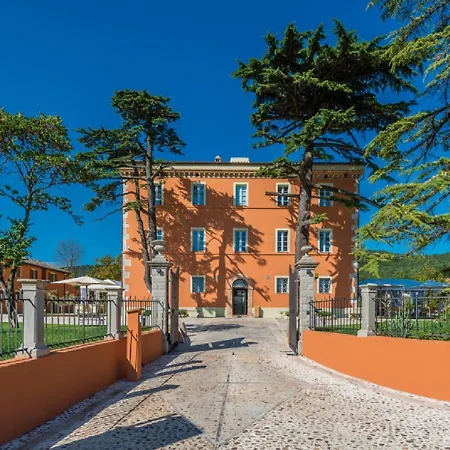 Relais Paradiso & 4*