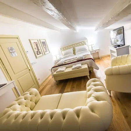 Relais Paradiso & 4*